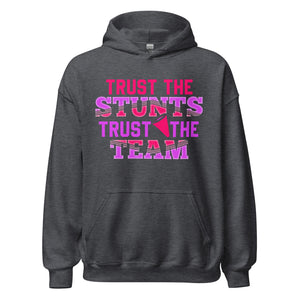 Hoodie mit Motiv: Vertraue den STUNTS, Vertraue dem TEAM! Cheerleader Style